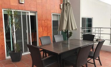 Renta Casa TOTALMENTE AMUEBLADA en La Calera !