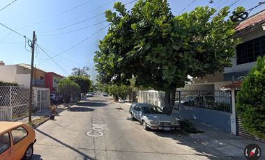 Casa ubicada en colonia Monumental, Guadalajara Jalisco, con 3 recamaras y 166m2. A solo unos minutos de el Estadio, Jalisco.