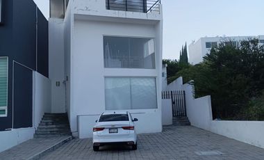 Casa en renta en Cumbres del Cimatario
