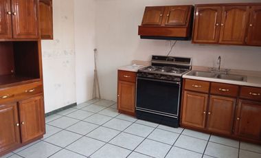 Se Vende casa en Las Alamedas Atizapán de 4 recamaras atrás de Wallmart