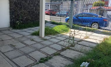 Se Vende casa en Las Alamedas Atizapán de 4 recamaras atrás de Wallmart