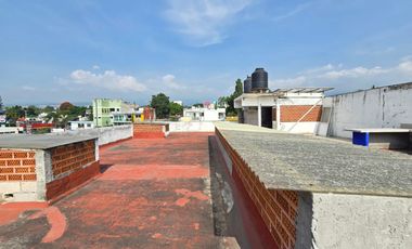 EDIFICIO en VENTA en Cuernavaca, Morelos. zona NORTE  Uso de suelo COMERCIAL, ideal oficinas, escuela, etc. PRECIO:  $10,000,000
