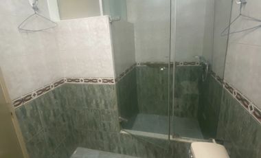 VENDO AMPLIO DEPARTAMENTO PRIMER PISO ELEVADO REMODELADO CASUARINAS SUR