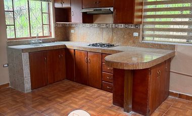 HERMOSA PROPIEDAD PARA VACACIONES O TURISMO DE VENTA, Sector Zumbahuayco C1443