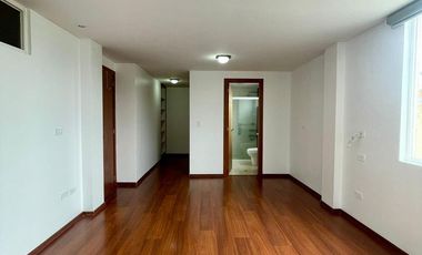 Dúplex de renta Cumbaya San Juan alto