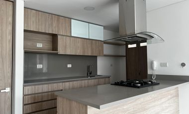 47707 Apartamento en Arriendo sector Cumbres, Envigado, Antioquia