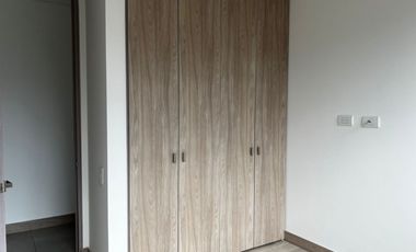 47707 Apartamento en Arriendo sector Cumbres, Envigado, Antioquia