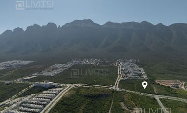Terreno Comercial en Renta en Cumbres
