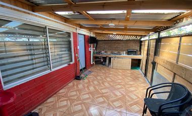 Venta De Comoda Casa En Curacaví