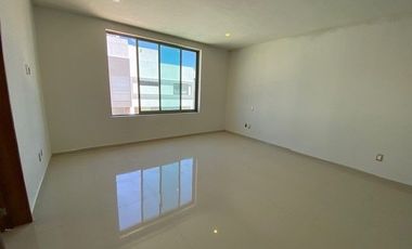 Casa Nueva en Venta en Coto Valle Imperial Zapopan Jalisco