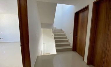 Casa Nueva en Venta en Coto Valle Imperial Zapopan Jalisco