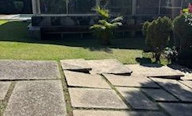 EN VENTA PRECIOSA CASA EN LA COL. REFORMA (ZONA DORADA) EN CUERNAVACA MOR. 1,430 M2 DE TERRENO, 650 M2 DE CONSTRUCCIÓN