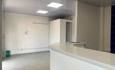 47715 Local en Arriendo sector Patio Bonito, El Poblado, Medellin