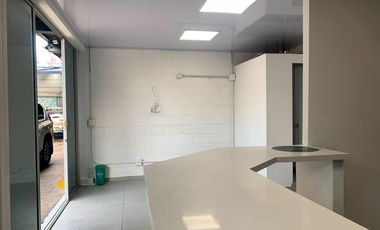 47715 Local en Arriendo sector Patio Bonito, El Poblado, Medellin