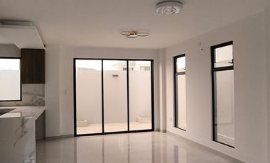 En venta casa de estreno 4 dormitorios La Joya Etapa Oro Daule