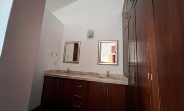 Casa Amueblada en Renta Mayorazgo La Rioja