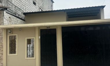 ALQUILO VILLA ALBORADA ETAPA 13 - 3 DORMITORIOS