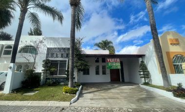 Casa en Venta; Bosques de Santa Anita, cerca de Plaza Galerías.