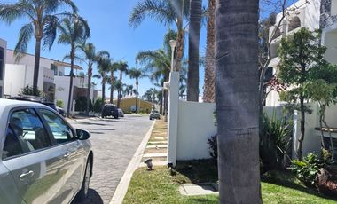 Casa en Venta; Bosques de Santa Anita, cerca de Plaza Galerías.
