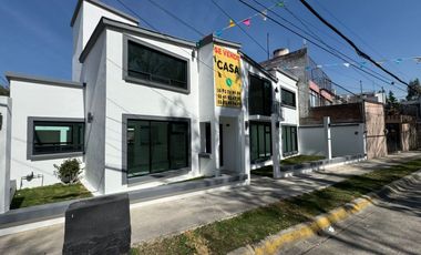 VENTA DE CASA EN BOSQUES DE ECHEGARAY