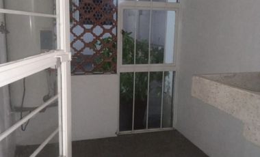 DEPARTAMENTO AMUEBLADO EN RENTA EN TOLUCA CERCA DE CLINICA 220 SIN ESTACIONAMIENTO
