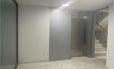 Amplio Edificio de 2,350m2 a Una Cuadra del Paseo de la Reforma Col. Cuauhtémoc