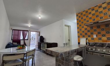 Casa en renta amueblada en el refugio en privada Bojai