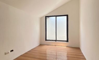 6 BEDROOM w/ 3 CAR GARAGE MODERN MINIMALIST TOWNHOUSE in SAN JUAN METRO MANILA (option to Fully Furnished)