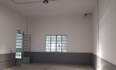 BODEGA EN RENTA, SOBRE AV. DR. R. MICHEL, ZONA AGUA AZUL, GUADALAJARA