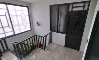 VENTA HERMOSA  CASA EN  EL BARRIO CORVIVALLE -  YUMBO