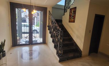 Venta de casa en Samborondon km 4.5 Guayaquil Ecuador cerca UEES, Plaza Batan