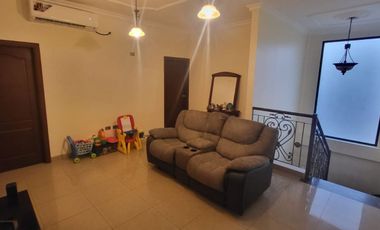 Venta de casa en Samborondon km 4.5 Guayaquil Ecuador cerca UEES, Plaza Batan
