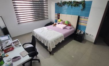Venta de casa en Samborondon km 4.5 Guayaquil Ecuador cerca UEES, Plaza Batan
