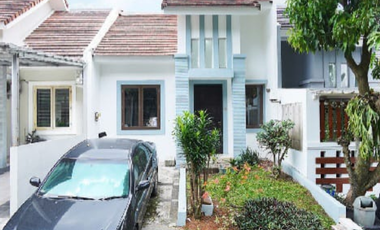 For Sale : Beautiful Minimalist House Strategic Location In Legenda Wisata Cibubur.