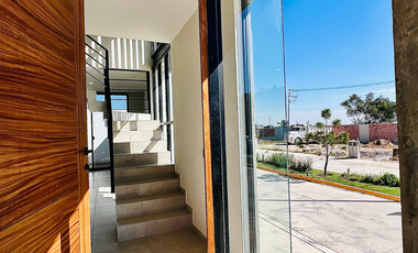 CASA EN VENTA EN ALBAZUR