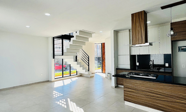 CASA EN VENTA EN ALBAZUR
