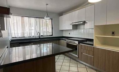 Casa en privada Loma Dorada