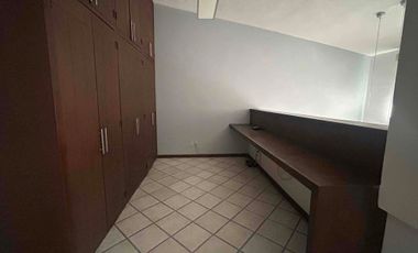 Casa en privada Loma Dorada