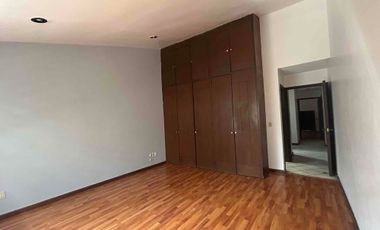 Casa en privada Loma Dorada