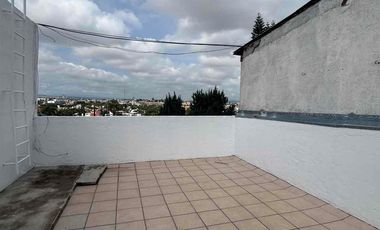 Casa en privada Loma Dorada