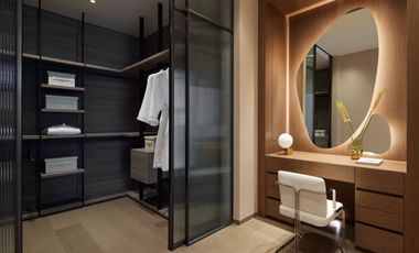 2 bedrooms / Scope Langsuan / Pet friendly