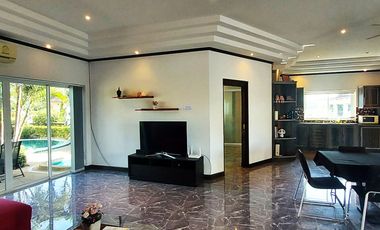 Luxurious villa with swimming pools and roof terrace in Chakphong, Rayong