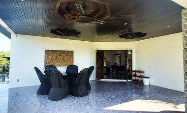 Luxurious villa with swimming pools and roof terrace in Chakphong, Rayong