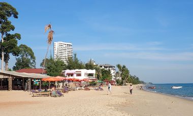 Luxurious villa with swimming pools and roof terrace in Chakphong, Rayong