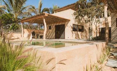 Casa con alberca privada, en venta, Todos Santos, Baja California Sur