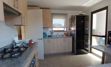 Hermosa Casa En Condominio Cerro Pinto, Buin