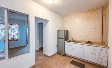 CASA EN VENTA CON 2 SUITS INDEPENDIENTES, UBICADA EN LA CALERA.
