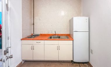 CASA EN VENTA CON 2 SUITS INDEPENDIENTES, UBICADA EN LA CALERA.