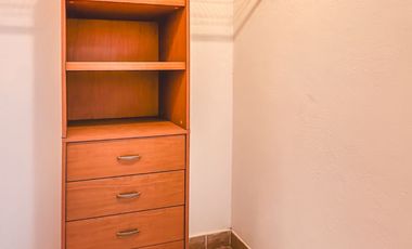 CASA EN VENTA CON 2 SUITS INDEPENDIENTES, UBICADA EN LA CALERA.