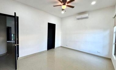 Renta - Venta en Ciudad del Carmen 🏘️ Residencia Fracc. Canterias km 12 📍